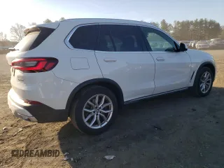 2023 BMW X5 xDrive40i with VIN 5UXCR6C0XP9P15664, listed as a Copart auction lot 47996015 with 22,849 mi miles and Salvage title. Bid and sale history available at DreamBid. Image 3.