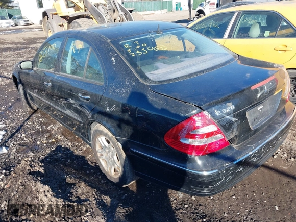 2003 Mercedes-Benz E 320 z VIN WDBUF65J63A339234, wystawiony jako IAAI lot #41436638 z przebiegiem Nie podano mil oraz . Historia ofert i sprzedaży dostępna na DreamBid. Obrazek 3.