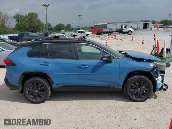 2024 Toyota RAV4 Hybrid XSE with VIN 4T3E6RFV4RU163271, listed as a IAAI auction lot 42237047 with 9,988 mi miles and . Bid and sale history available at DreamBid. Image 14.