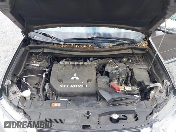 2016 Mitsubishi Outlander GT z VIN JA4JZ4AXXGZ002867, wystawiony jako IAAI lot #42327299 z przebiegiem 85 538 mil mil oraz . Historia ofert i sprzedaży dostępna na DreamBid. Obrazek 10.