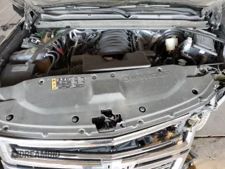 2017 Chevrolet Suburban Premier with VIN 1GNSCJKC8HR163863, listed as a Copart auction lot 78903514 with 142,212 mi miles and Salvage title. Bid and sale history available at DreamBid. Image 14.