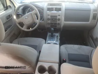 2008 Ford Escape XLT z VIN 1FMCU93108KA72659, wystawiony jako Copart lot #53338955 z przebiegiem 230 685 mil mil oraz Szkoda całkowita • Salvage title. Historia ofert i sprzedaży dostępna na DreamBid. Obrazek 8.