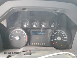 2015 Ford F-350 XL с VIN 1FTBF3A65FEA63831, выставлен на аукционе Copart как лот 58164065 с пробегом 230 557 миль миль и Списание • Salvage title. История ставок и продаж доступна на DreamBid. Изображение 9.