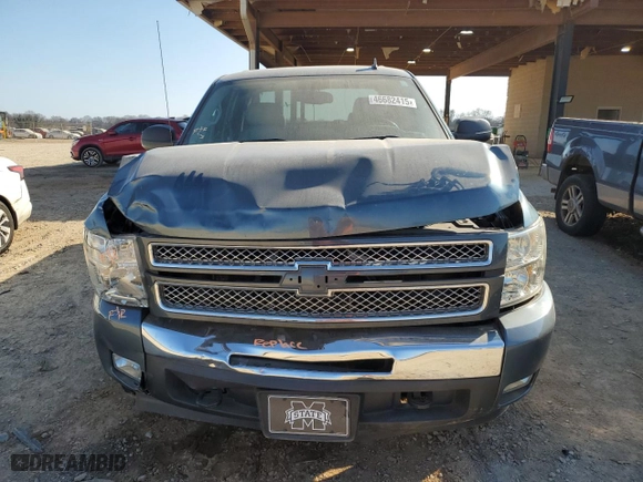 2010 Chevrolet Silverado 1500 LT with VIN 3GCRCSE08AG235827, listed as a Copart auction lot 46682415 with 152,788 mi miles and Salvage Title. Bid and sale history available at carsss.com. Image 5.