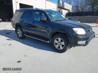 2004 Toyota 4Runner Limited with VIN JTEBU17R948024436, listed as a IAAI auction lot 41313171 with 202,697 mi miles. Bid and sale history available at carsss.com. Image 1.