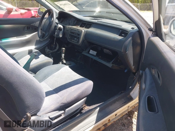 1994 Honda Civic CX with VIN 2HGEH2354RH511254, listed as a IAAI auction lot 41996199 with 155,547 mi miles and . Bid and sale history available at DreamBid. Image 5.