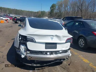 2021 Tesla Model 3 Long Range z VIN 5YJ3E1EB6MF902268, wystawiony jako IAAI lot #41837846 z przebiegiem 37 041 mil mil oraz . Historia ofert i sprzedaży dostępna na DreamBid. Obrazek 15.