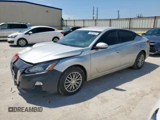 2020 Nissan Altima S z VIN 1N4BL4BV2LC127308, wystawiony jako Copart lot #56604465 z przebiegiem 137 630 mil mil oraz Szkoda całkowita • Salvage title. Historia ofert i sprzedaży dostępna na DreamBid. Obrazek 1.