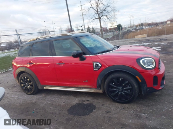 2022 MINI Countryman Cooper S with VIN WMZ83BR09N3N51641, listed as a IAAI auction lot 41003895 with 20,720 mi miles and . Bid and sale history available at DreamBid. Image 13.