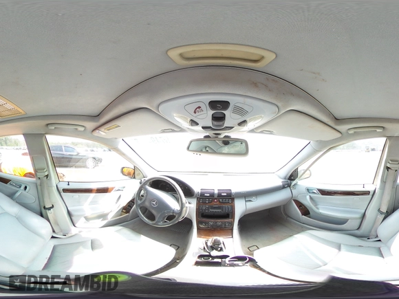 2003 Mercedes-Benz C 240 с VIN WDBRF61J43E012240, выставлен на аукционе Copart как лот 57494745 с пробегом Не указан миль и Списание • Salvage title. История ставок и продаж доступна на DreamBid. Изображение 14.