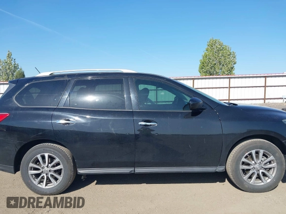 2015 Nissan Pathfinder Platinum with VIN 5N1AR2MN6FC605686, listed as a IAAI auction lot 42164761 with 120,569 mi miles and . Bid and sale history available at DreamBid. Image 14.