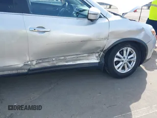 2016 Nissan Rogue SV with VIN KNMAT2MV7GP601761, listed as a IAAI auction lot 41811002 with 97,913 mi miles. Bid and sale history available at carsss.com. Image 6.