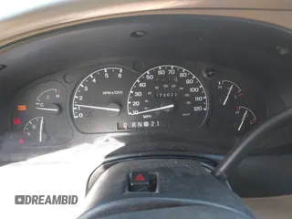 1997 Ford Ranger XLT with VIN 1FTCR15X0VPA25106, listed as a IAAI auction lot 42061204 with 173,022 mi miles. Bid and sale history available at carsss.com. Image 7.