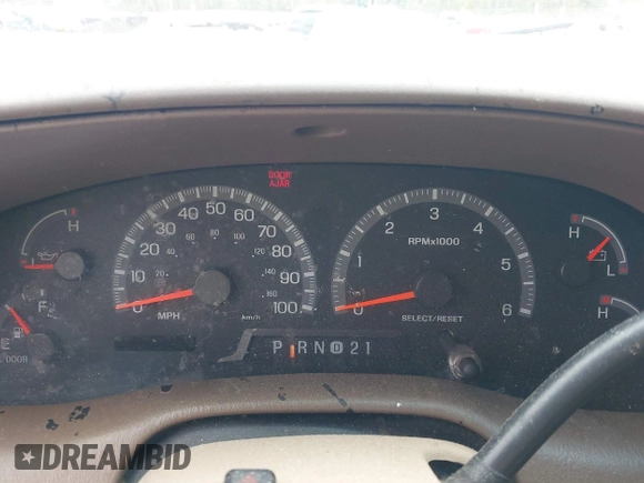 1999 Ford F-150 XL z VIN 2FTRX08L8XCA05595, wystawiony jako IAAI lot #42219555 z przebiegiem 213 636 mil mil oraz . Historia ofert i sprzedaży dostępna na DreamBid. Obrazek 7.
