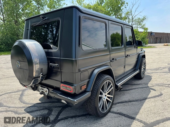 2015 Mercedes-Benz G 550 z VIN WDCYC3HF7FX229273, wystawiony jako Copart lot #61272625 z przebiegiem 72 318 mil mil oraz Czysty tytuł • Clean title. Historia ofert i sprzedaży dostępna na DreamBid. Obrazek 4.