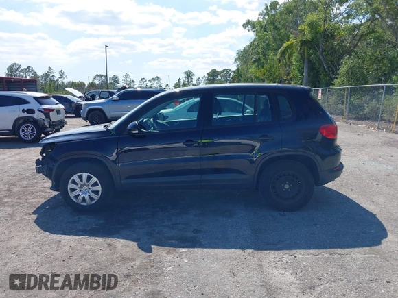 2017 Volkswagen Tiguan S with VIN WVGAV7AX5HK048843, listed as a IAAI auction lot 42029583 with 73,892 mi miles and . Bid and sale history available at DreamBid. Image 15.