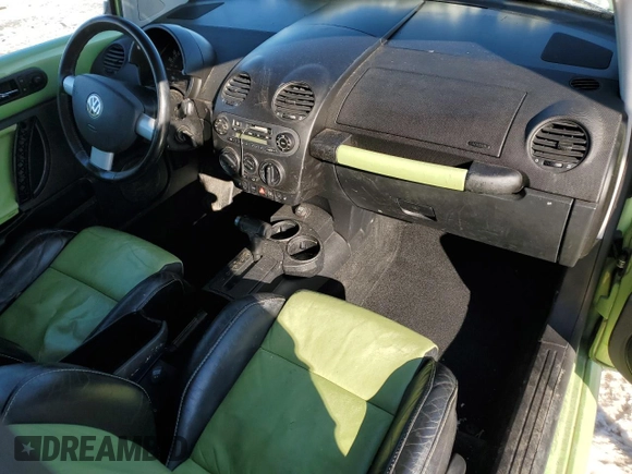 2003 Volkswagen Beetle GLS with VIN 3VWCD21C73M408547, listed as a Copart auction lot 46191425 with 179,742 mi miles and Salvage title. Bid and sale history available at DreamBid. Image 8.