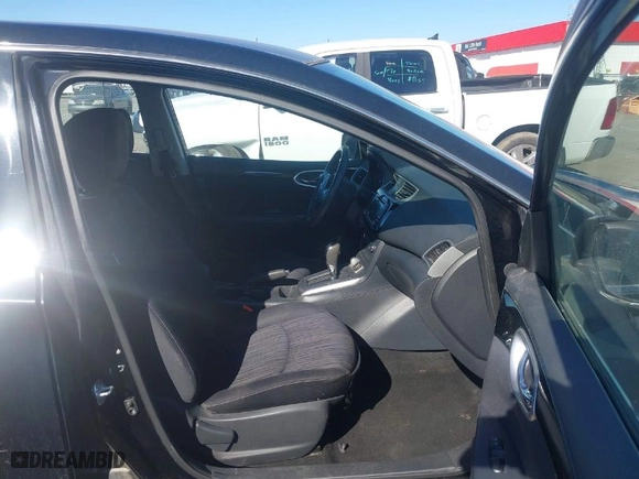 2016 Nissan Sentra SR with VIN 3N1AB7AP2GL645817, listed as a IAAI auction lot 41810995 with 112,005 mi miles. Bid and sale history available at carsss.com. Image 5.