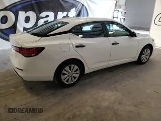2025 Nissan Sentra S z VIN 3N1AB8BV4SY227080, wystawiony jako Copart lot #57001445 z przebiegiem 10 804 mil mil oraz Czysty tytuł • Clean title. Historia ofert i sprzedaży dostępna na DreamBid. Obrazek 3.