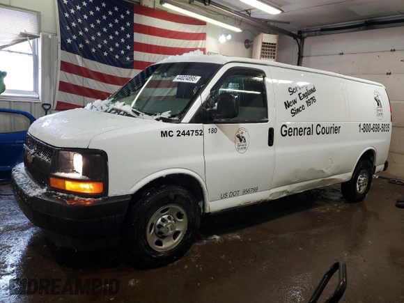2017 Chevrolet Express Cargo Van with VIN 1GCWGBFF7H1103452, listed as a Copart auction lot 44024895 with 250,899 mi miles and Clean Title. Bid and sale history available at carsss.com. Image 1.
