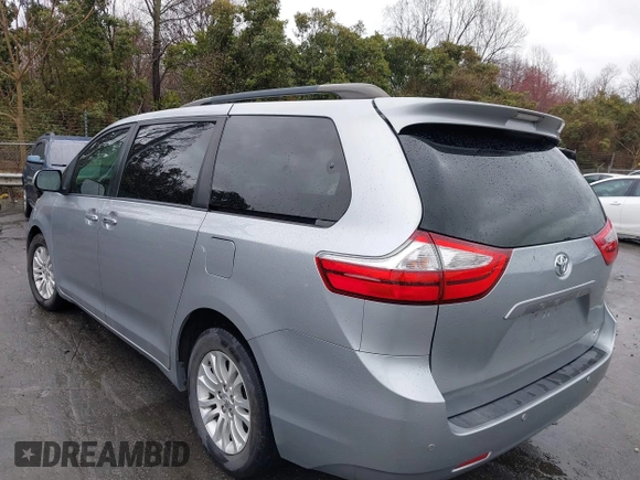 2017 Toyota Sienna XLE Auto Access Seat with VIN 5TDYZ3DCXHS888196, listed as a IAAI auction lot 41730418 with 131,201 mi miles. Bid and sale history available at carsss.com. Image 3.