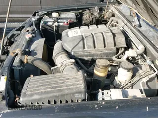 2001 Honda Passport LX with VIN 4S6DM58W314408078, listed as a IAAI auction lot 41733763 with 172,394 mi miles and . Bid and sale history available at DreamBid. Image 14.