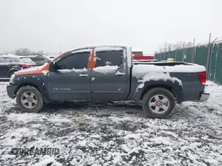 2007 Nissan Titan LE with VIN 1N6BA07B47N226260, listed as a IAAI auction lot 40917076 with 265,363 mi miles. Bid and sale history available at carsss.com. Image 14.