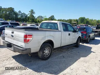 2013 Ford F-150 XL z VIN 1FTEX1CM9DFC46232, wystawiony jako IAAI lot #42032421 z przebiegiem 277 066 mil mil oraz . Historia ofert i sprzedaży dostępna na DreamBid. Obrazek 4.