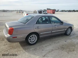 2005 Hyundai XG350 with VIN KMHFU45E65A411779, listed as a Copart auction lot 87405944 with 39,510 mi miles and Salvage Title. Bid and sale history available at carsss.com. Image 3.