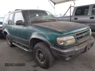 1999 Ford Explorer z VIN 1FMYU22E1XUC26302, wystawiony jako IAAI lot #42163852 z przebiegiem 158 910 mil mil oraz . Historia ofert i sprzedaży dostępna na DreamBid. Obrazek 1.