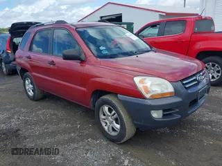 2006 Kia Sportage LX z VIN KNDJF723567236257, wystawiony jako IAAI lot #42241914 z przebiegiem 185 503 mil mil oraz . Historia ofert i sprzedaży dostępna na DreamBid. Obrazek 1.