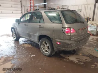 2002 Lexus RX 300 with VIN JTJHF10U720272717, listed as a IAAI auction lot 41604821 with 232,223 mi miles. Bid and sale history available at carsss.com. Image 3.