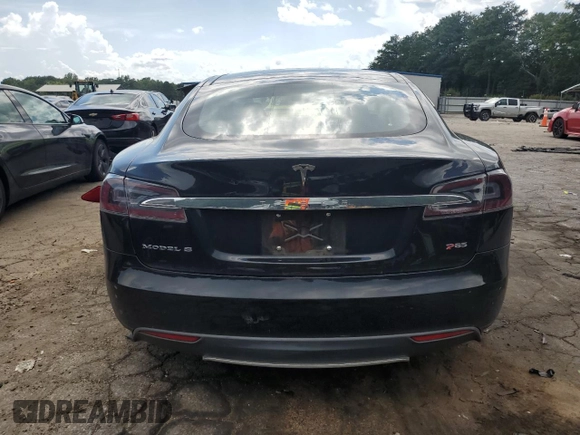 2013 Tesla Model S with VIN 5YJSA1CN8DFP06126, listed as a Copart auction lot 63098515 with 47,215 mi miles and Clean title. Bid and sale history available at DreamBid. Image 6.