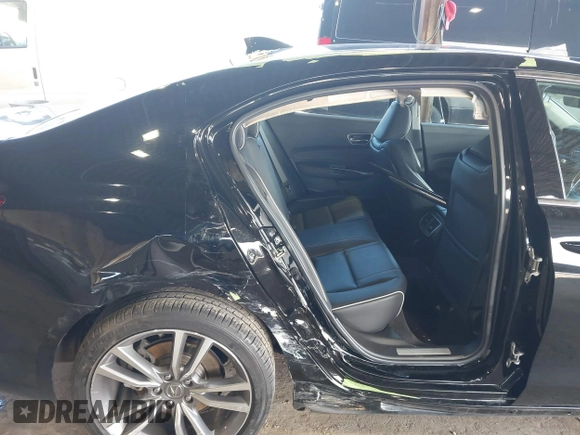 2020 Acura TLX w/Technology Pkg with VIN 19UUB2F41LA005077, listed as a IAAI auction lot 41817342 with 43,305 mi miles. Bid and sale history available at carsss.com. Image 6.