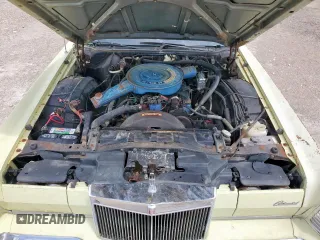 1975 Lincoln Continental z VIN 5Y89A889209, wystawiony jako Copart lot #64262235 z przebiegiem 86 783 mil mil oraz Czysty tytuł • Clean title. Historia ofert i sprzedaży dostępna na DreamBid. Obrazek 11.