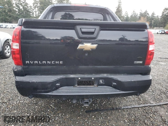 2008 Chevrolet Avalanche LTZ with VIN 3GNFK12368G132972, listed as a Copart auction lot 77378044 with 218,196 mi miles and Salvage Title. Bid and sale history available at DreamBid. Image 6.
