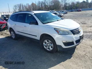 2016 Chevrolet Traverse LS with VIN 1GNKRFKD0GJ150431, listed as a IAAI auction lot 41657488 with 157,582 mi miles. Bid and sale history available at carsss.com. Image 1.