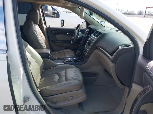 2014 GMC Acadia Denali z VIN 1GKKRTKD7EJ226915, wystawiony jako IAAI lot #41585231 z przebiegiem 146 847 mil mil oraz . Historia ofert i sprzedaży dostępna na DreamBid. Obrazek 5.