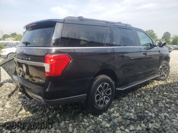 2023 Ford Expedition Max XLT with VIN 1FMJK1J87PEA51173, listed as a Copart auction lot 60800175 with 50,770 mi miles and Salvage title. Bid and sale history available at DreamBid. Image 3.
