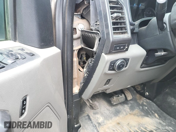 2019 Ford F-250 XL with VIN 1FT7W2BT3KEF53800, listed as a IAAI auction lot 42670822 with 180,316 mi miles and . Bid and sale history available at DreamBid. Image 25.