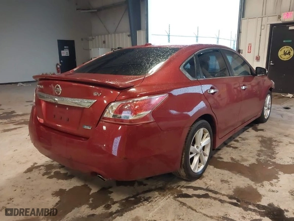 2013 Nissan Altima 2.5 SL with VIN 1N4AL3AP4DC908244, listed as a IAAI auction lot 41728632 with 128,042 mi miles. Bid and sale history available at carsss.com. Image 4.