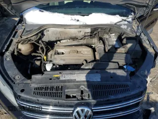 2015 Volkswagen Tiguan SE z VIN WVGBV7AX9FW516731, wystawiony jako Copart lot #49508815 z przebiegiem 172 072 mil mil oraz Szkoda całkowita • Salvage title. Historia ofert i sprzedaży dostępna na DreamBid. Obrazek 11.