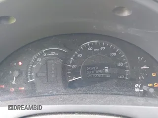 2008 Toyota Camry z VIN 4T1BB46K68U035158, wystawiony jako IAAI lot #42067790 z przebiegiem 220 913 mil mil oraz . Historia ofert i sprzedaży dostępna na DreamBid. Obrazek 7.
