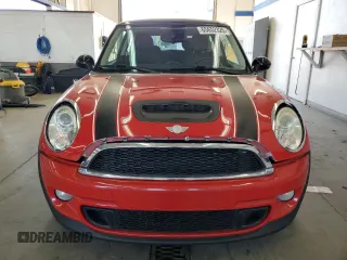 2011 MINI Hardtop S с VIN WMWSV3C59BTY20708, выставлен на аукционе Copart как лот 65652325 с пробегом 88 382 миль миль и Чистый • Clean title. История ставок и продаж доступна на DreamBid. Изображение 5.
