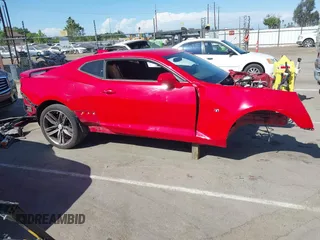 2016 Chevrolet Camaro 2SS z VIN 1G1FH1R71G0118652, wystawiony jako IAAI lot #42087638 z przebiegiem Nie podano mil oraz . Historia ofert i sprzedaży dostępna na DreamBid. Obrazek 13.