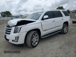 2018 Cadillac Escalade Luxury z VIN 1GYS4BKJ6JR289259, wystawiony jako Copart lot #53572965 z przebiegiem 43 642 mil mil oraz Szkoda całkowita • Salvage title. Historia ofert i sprzedaży dostępna na DreamBid. Obrazek 1.