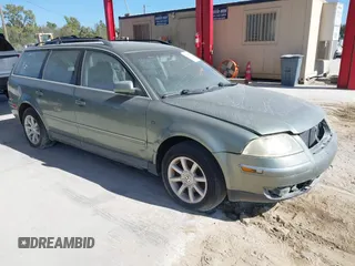 2004 Volkswagen Passat GLS z VIN WVWVD63BX4E011218, wystawiony jako IAAI lot #41308619 z przebiegiem 178 579 mil mil oraz . Historia ofert i sprzedaży dostępna na DreamBid. Obrazek 1.