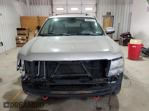 2009 Chevrolet Tahoe 2LT z VIN 1GNFK23099R224458, wystawiony jako Copart lot #59935215 z przebiegiem 229 549 mil mil oraz Szkoda całkowita • Salvage title. Historia ofert i sprzedaży dostępna na DreamBid. Obrazek 5.