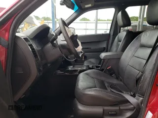 2008 Ford Escape Limited z VIN 1FMCU94108KA14209, wystawiony jako Copart lot #57857305 z przebiegiem 186 893 mil mil oraz Szkoda całkowita • Salvage title. Historia ofert i sprzedaży dostępna na DreamBid. Obrazek 7.