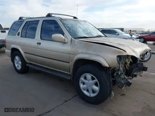 2000 Nissan Pathfinder XE with VIN JN8AR07S0YW417987, listed as a IAAI auction lot 41883473 with 223,721 mi miles. Bid and sale history available at carsss.com. Image 1.